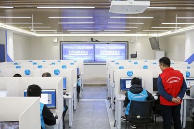 第三屆全國信息通信和互聯(lián)網(wǎng)行業(yè)職業(yè)技能競賽信息通信網(wǎng)絡(luò)機(jī)務(wù)員賽項(xiàng)圓滿落幕，推動互聯(lián)網(wǎng)信息技術(shù)服務(wù)高質(zhì)量發(fā)展